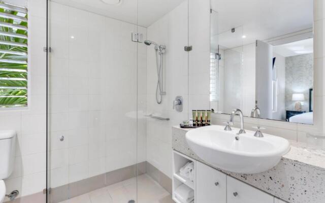 Elysium Private Apartments at The Beach Club