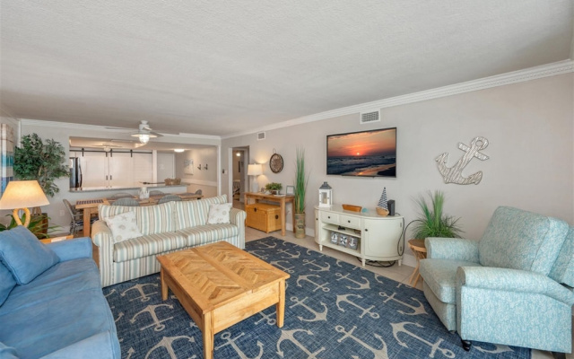 Shoreline Towers 3084 2 Bedroom Condo