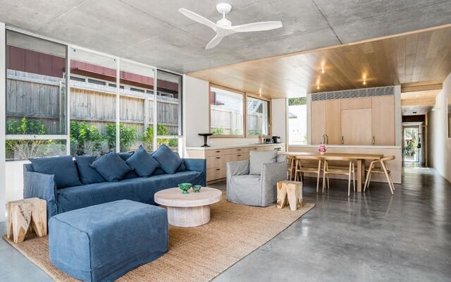 Your Luxury Escape - Driftwood Three