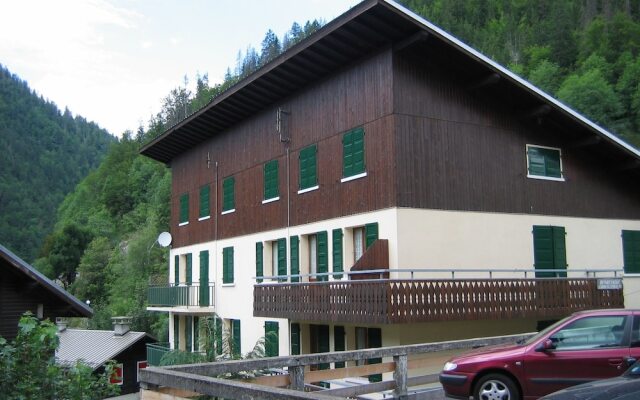 GENTIANES 4p La Clusaz skis aux pieds