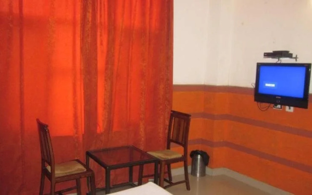 Amrapali Tourist Resort