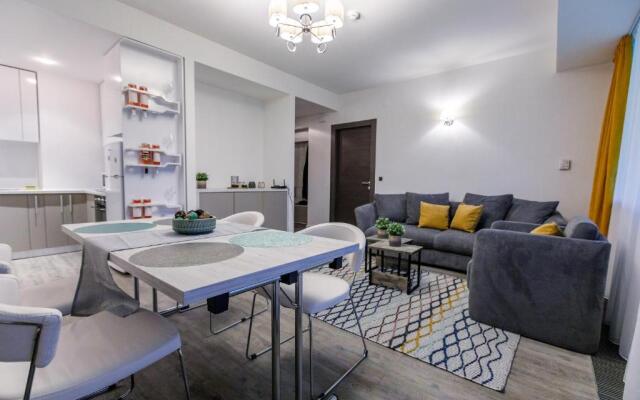 Pine Woods Apartment A43 in Silver Mountain