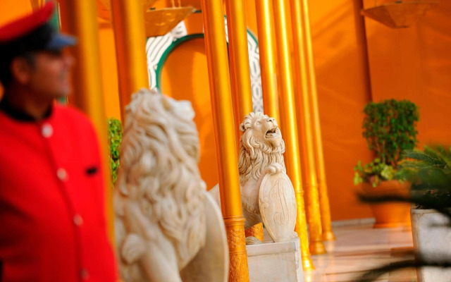 Cairo Marriott Hotel & Omar Khayyam Casino