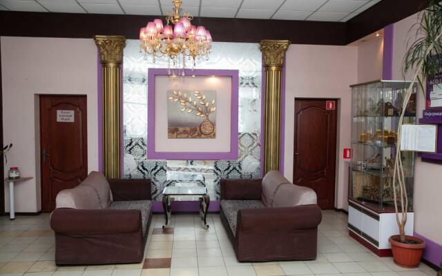 Lotos Hotel