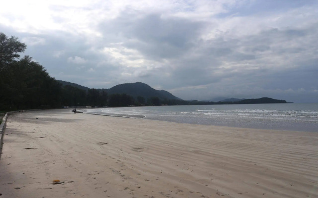 Lanta Smile Resort @Longbeach