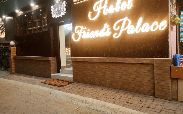 Hotel Friends Palace