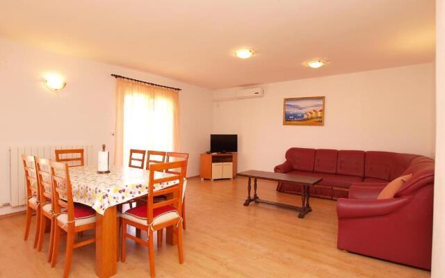 Apartments Stanko 777