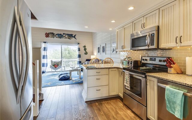 Atlantic Watergate 23 by Long & Foster