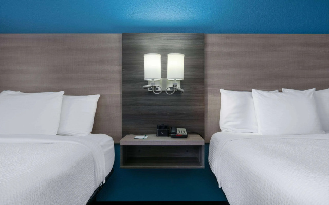 La Quinta Inn & Suites by Wyndham Weatherford