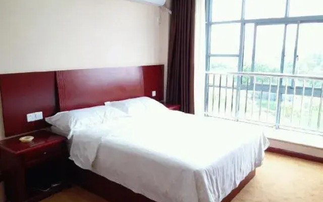 Ensi Hostel