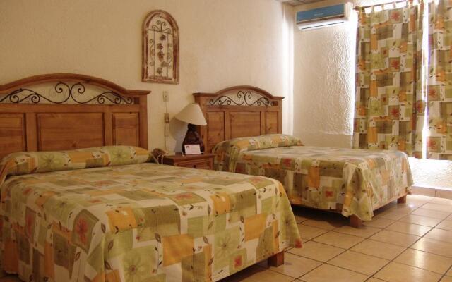 Hotel Hacienda Bugambilias La Paz & Centro de Convenciones