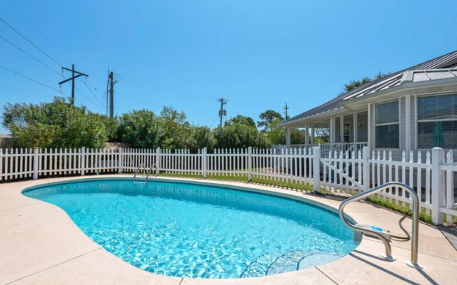 Pineapple Cabana by Bliss Beach Rentals