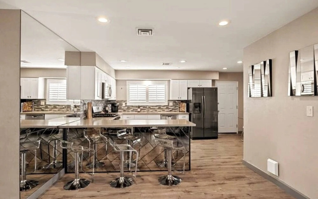 Highly Upgraded 4bd2bath Home With Private Pool