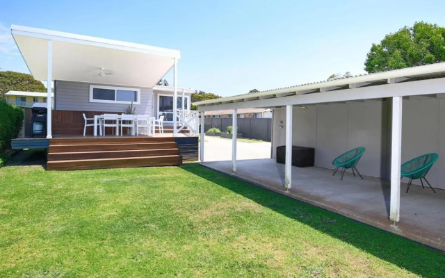 Tilly's Retreat - Pet Friendly - 3 Min Walk to Beach