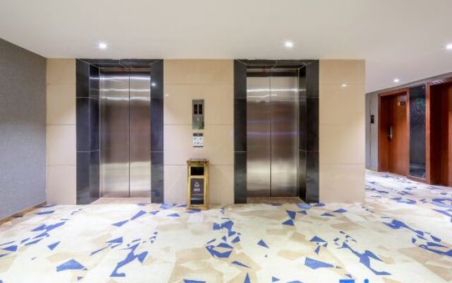 Xiangyun Hotel (Guangzhou Huadu North Railway Station)