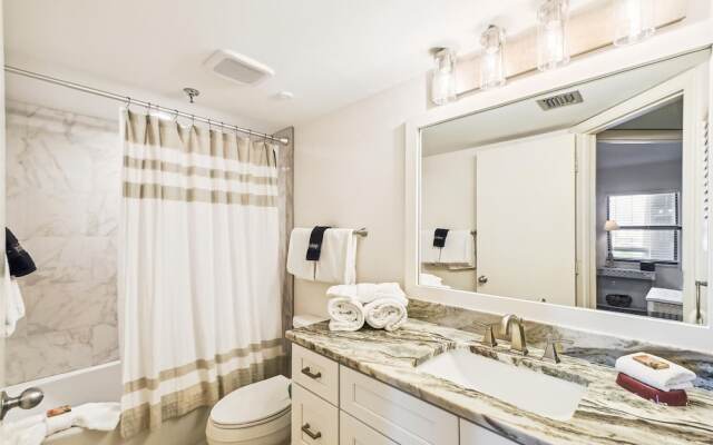 Inlet Reef 503 2 Bedroom Condo by RedAwning