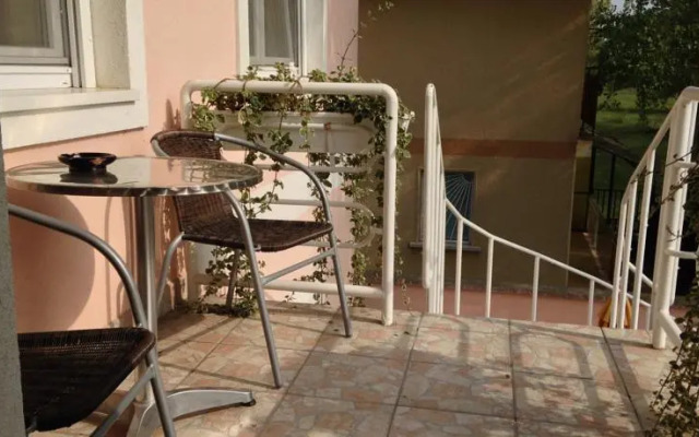 Muskátli Apartmanház 4.