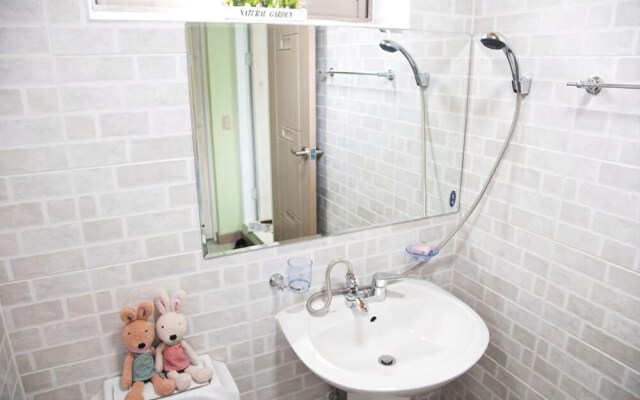 Guryejilisan Autumn Story Pension