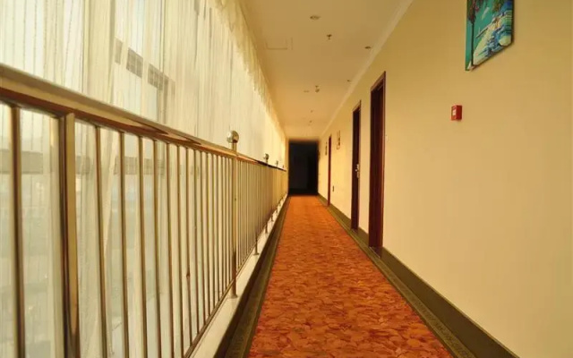 Laoting Zhengyu Business Hotel (Harbour Development Zone)