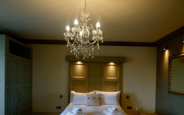The Habit Boutique Rooms