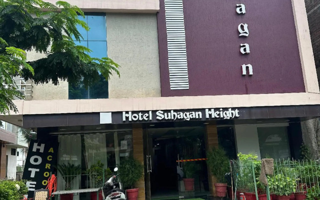 Oyo 28683 Hotel Suhagan Heights
