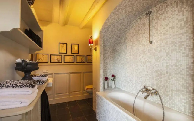 Mulberry Cottage