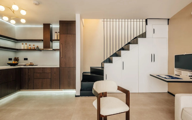 The Primrose Mews in Greater London