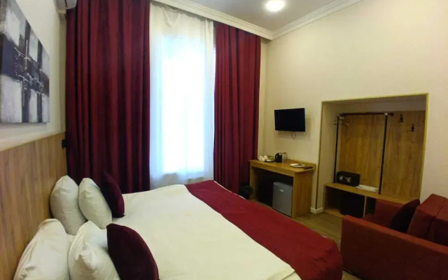 L10D10 Hotel Baku