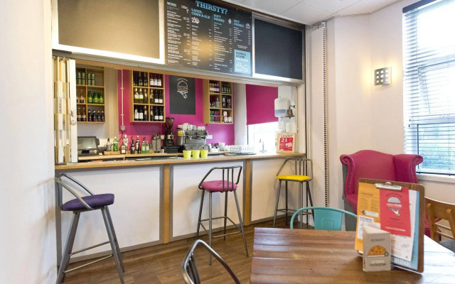 YHA London Thameside - Hostel