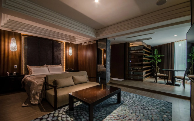 HE&LE Design Hotel
