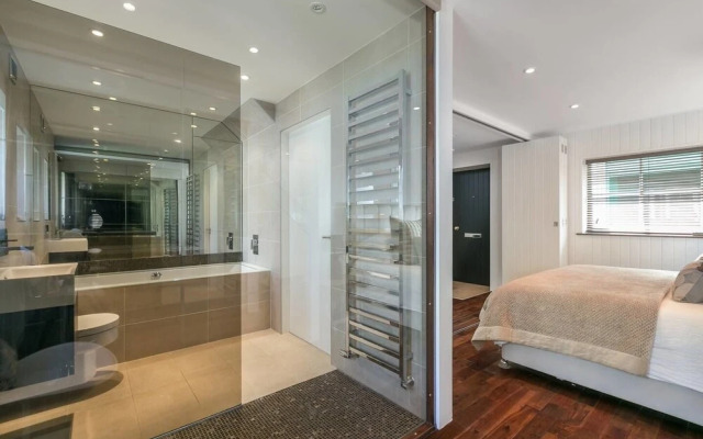 Stylish 1-bedroom Apt Close to Princes Street