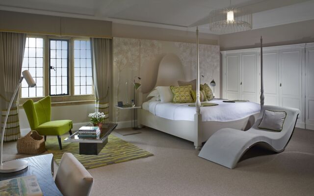 Foxhill Manor