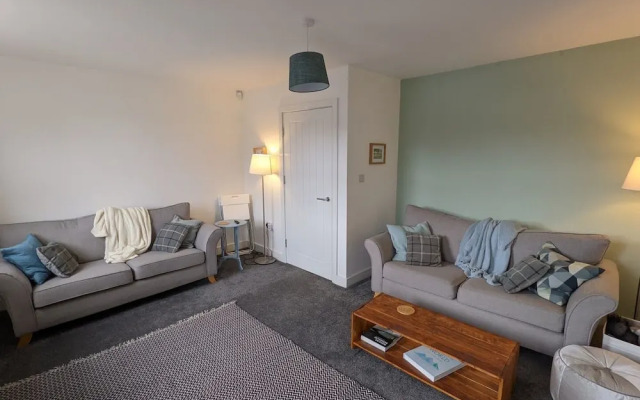 Beautiful and Spacious 4 Bedroom Home Armley Leeds