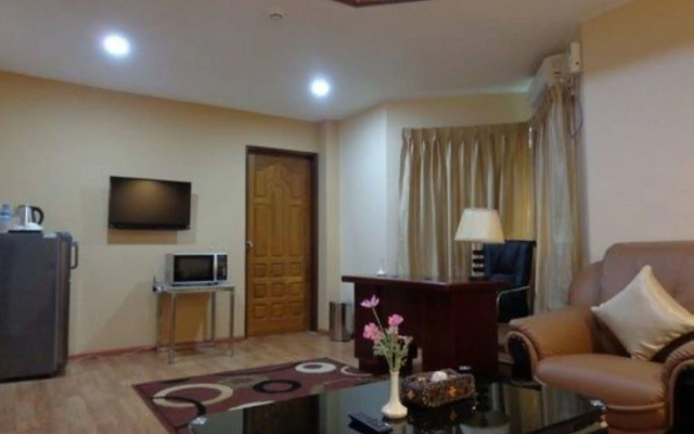 Royal Khattar Hotel
