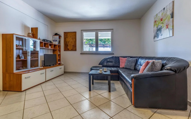 Amazing Home in Medulin With 3 Bedrooms and Wifi