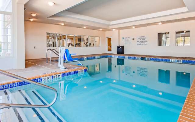 Best Western Plus Rose City Conference Center Inn