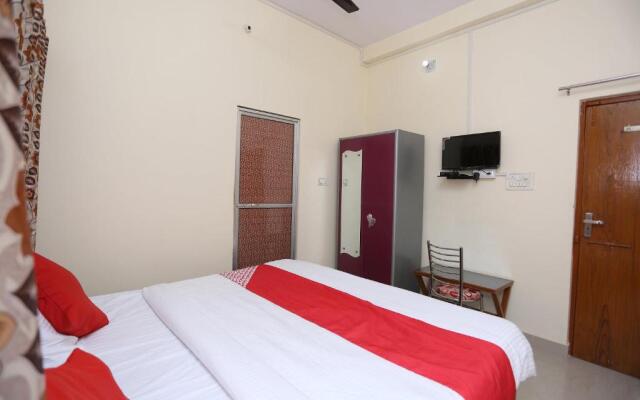 OYO 43901 Baba Guest House