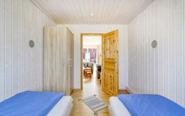 Beautiful Home in Zerpenschleuse With 2 Bedrooms and Wifi