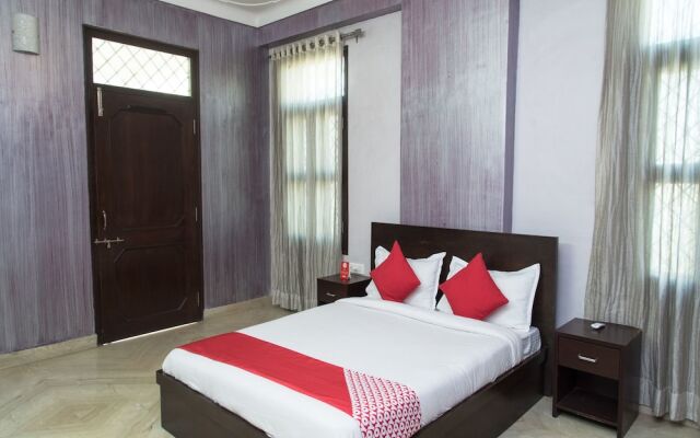 OYO 12830 Home Charming 3BHK Villa Airport Road