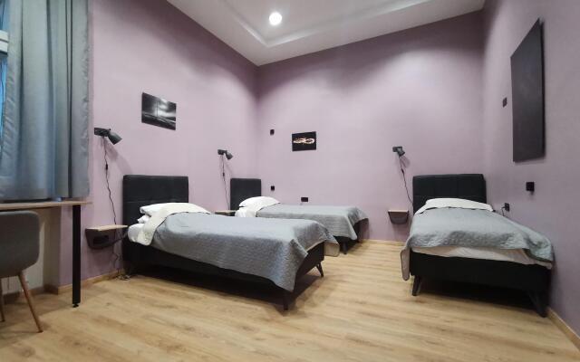 K43 Rooms and Apartments