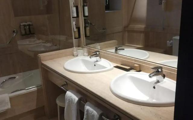 Parador De Santillana De Gil Blas