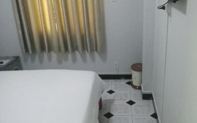 Pioneer Hotel