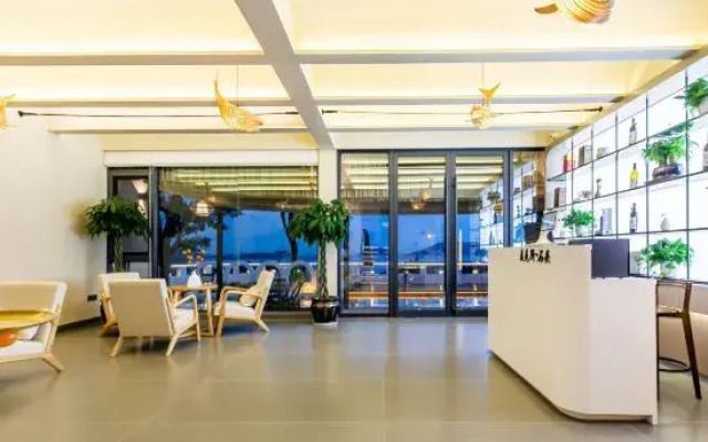 Shitou Scenic Apartment (Zhangzhou Bay)