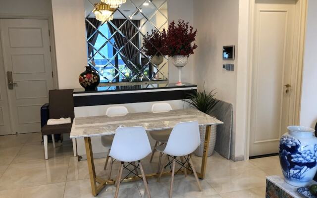 Anna House - Vinhomes Golden River