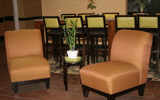 Spark by Hilton Tampa Brandon