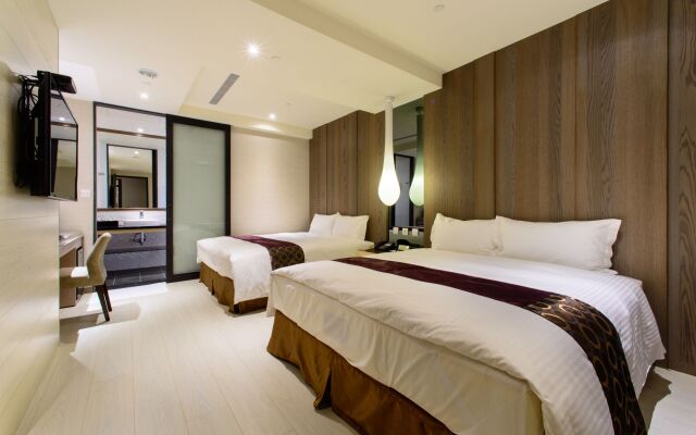 Stay Hotel - Taichung Zhongqing