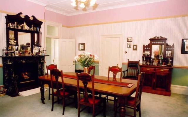 Forgandenny Bed & Breakfast
