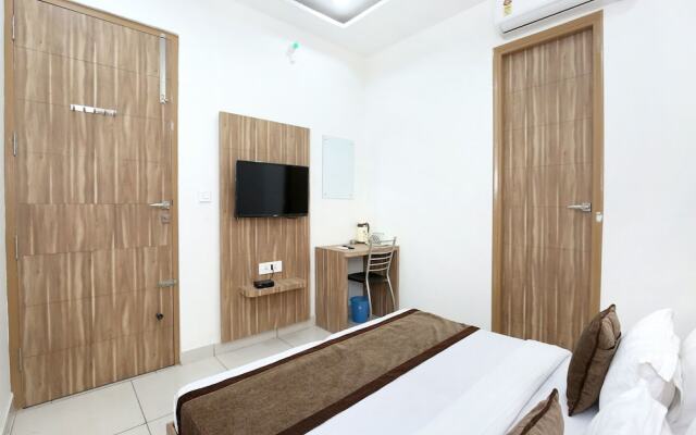OYO 11882 Hotel Krishna