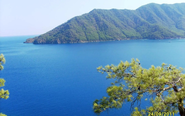 Arikanda River Garden Hotel