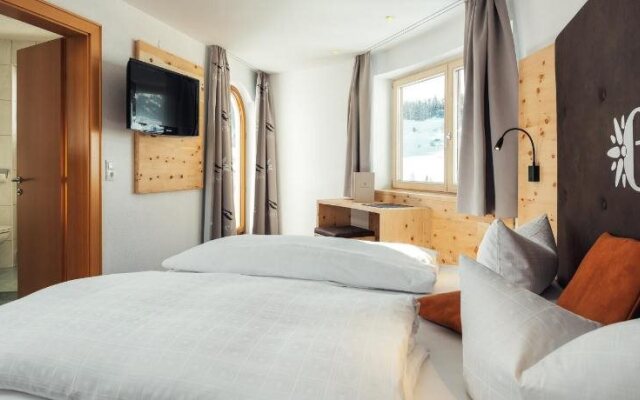 Hotel Edelweiss